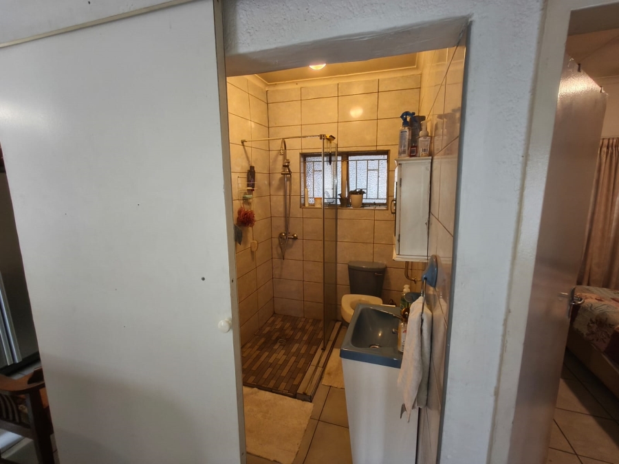 2 Bedroom Property for Sale in Rustenburg Central North West